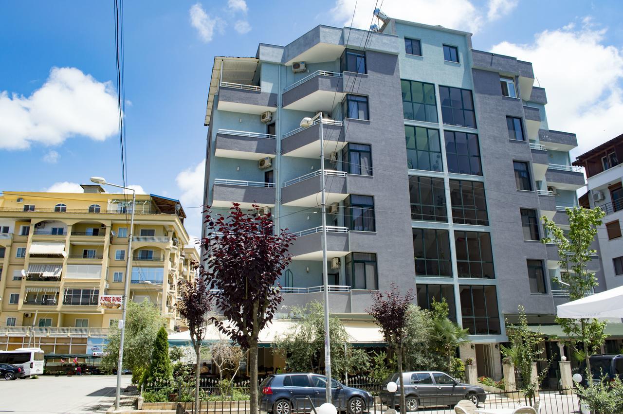 Hotel Riviera Durrës Buitenkant foto